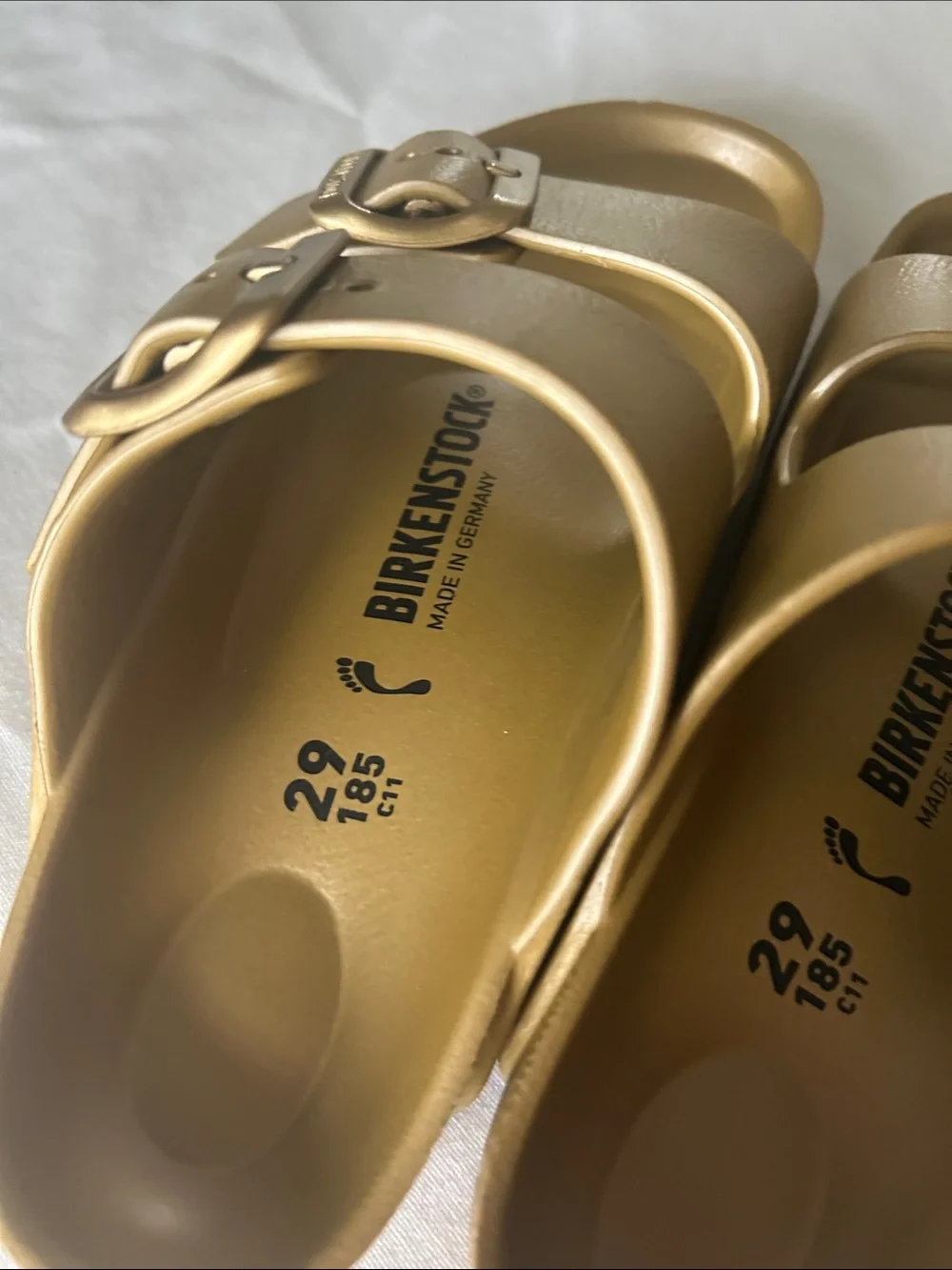 Birkenstock Kids Arizona Sandals in Metallic Gold